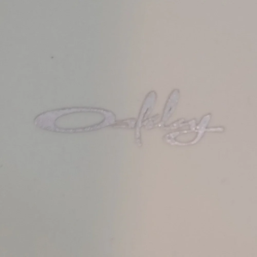 Oakley White Hard Shell Sunglasses Case Debossed Logo Pattern Clamshell Large